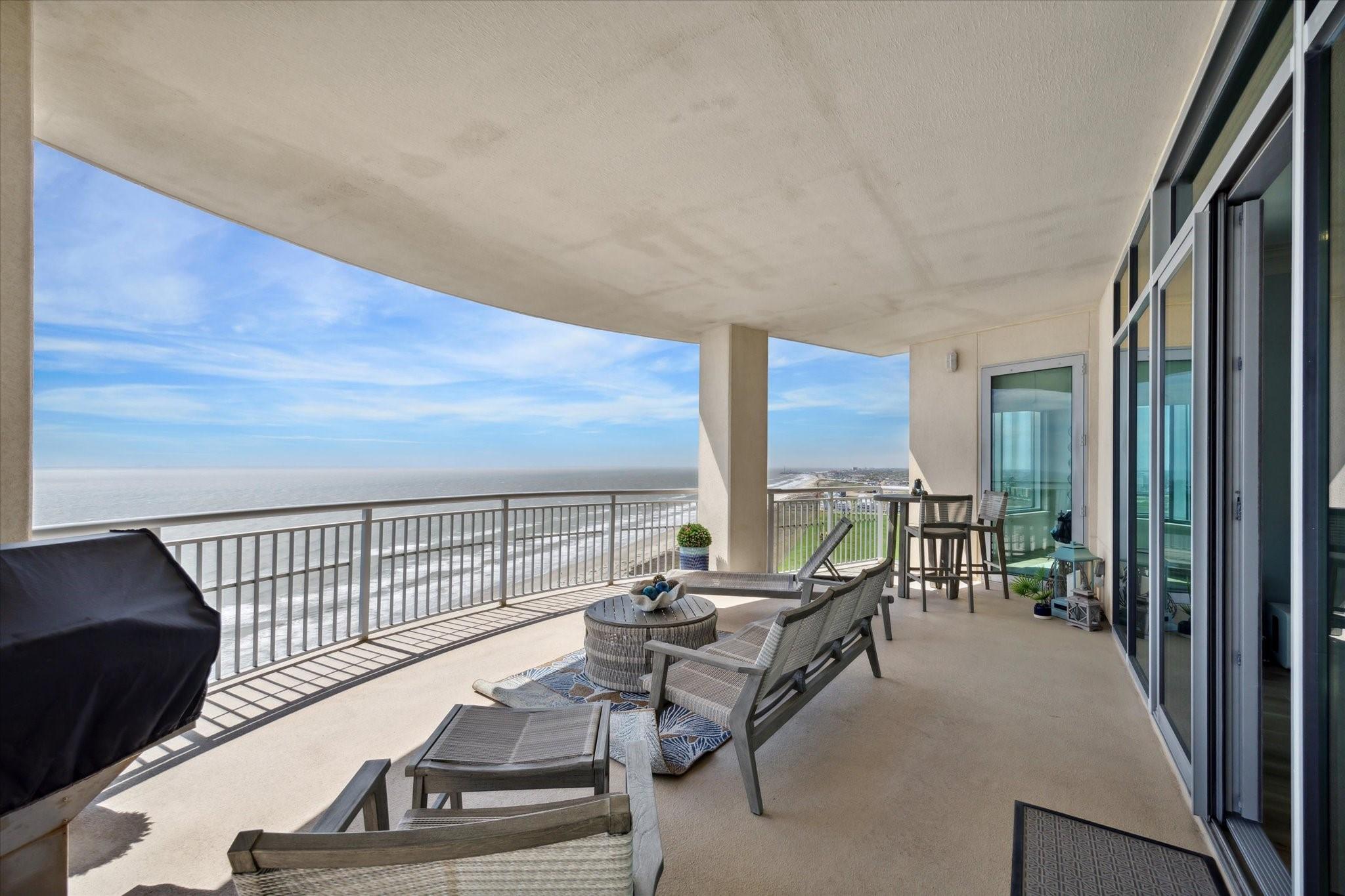 Image 2: Beachfront balcony offers 452 square feet of outdo
