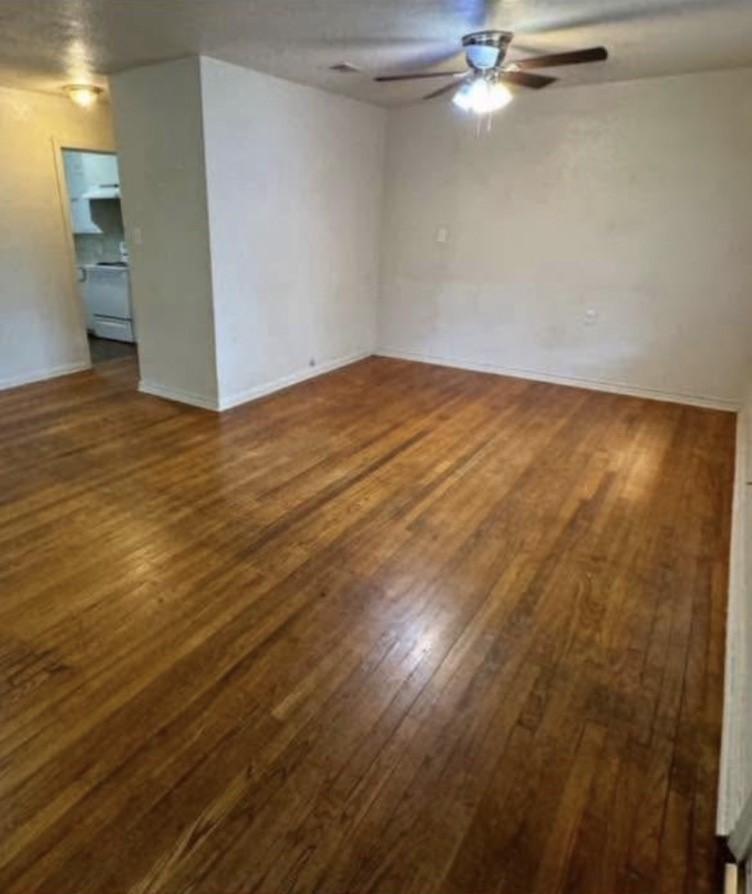 Image 2: Front House Living Room