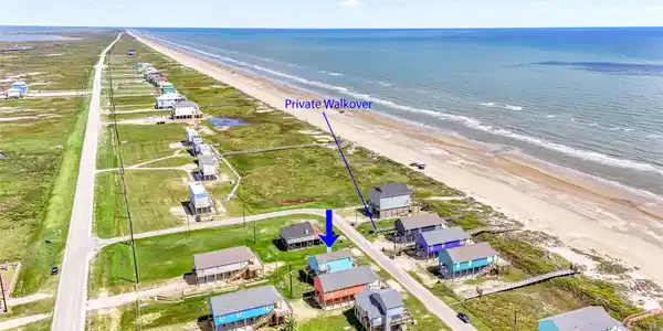 Image 3: Long-range water views and easy beach access with
