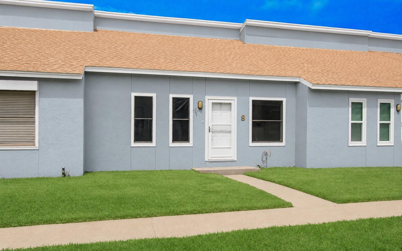Image 2: Virtual - exterior paint in progress