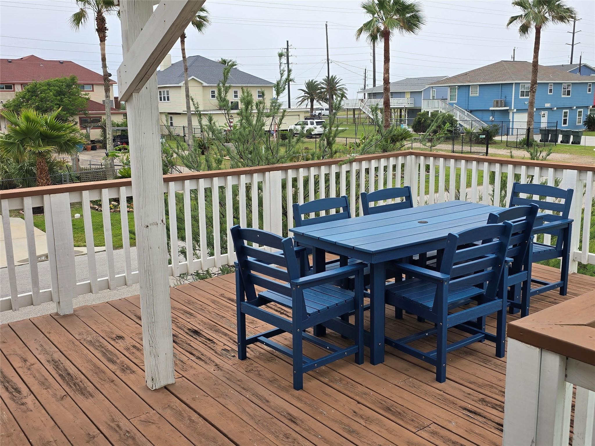 Image 3: Fresh, sea breeze right on your balcony , just hea