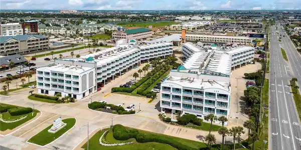 Image 2: Front View from Seawall Blvd