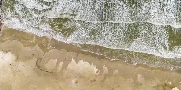 Image 4: It came upon me Wave on Wave!
