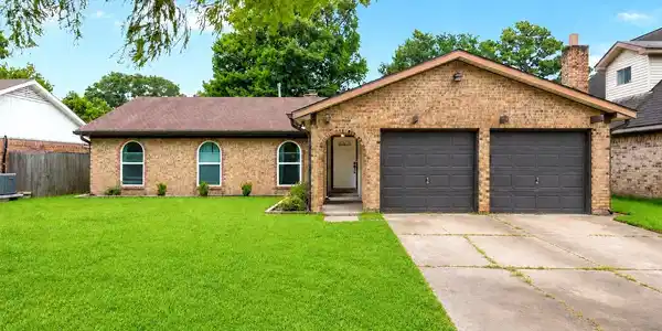 16119 La Avenida Drive