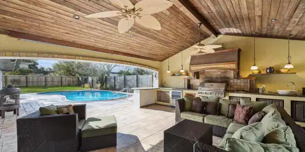 18618 Point Lookout Drive