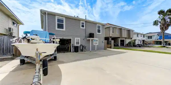 138 Tarpon Street
