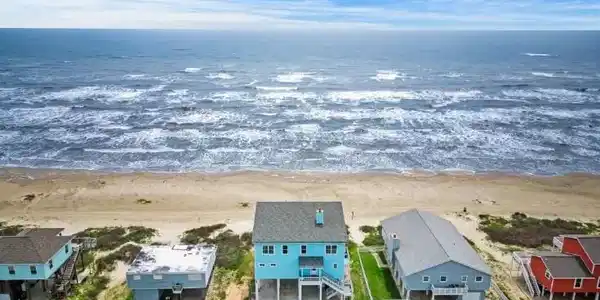 Image 3: Welcome Home! Beach Front Home!