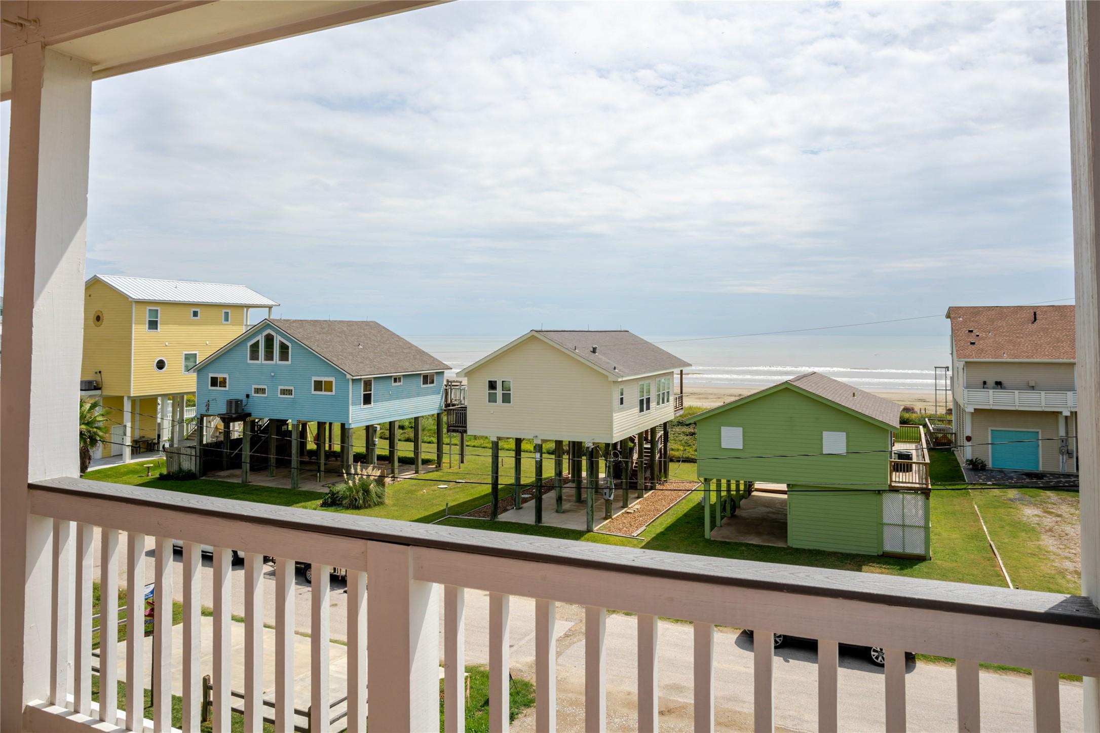 Image 3: Views of the Gulf. Families love this location, ne