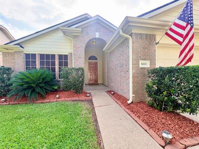 8010 Dogwood Court
