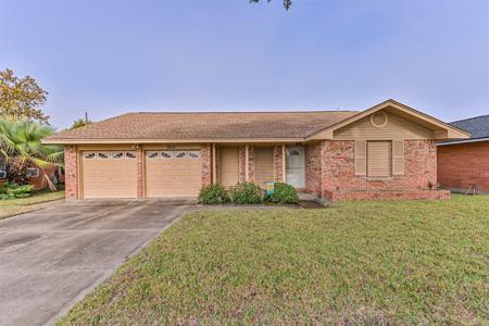 7010 Yucca Drive