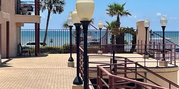 7312 Seawall Boulevard