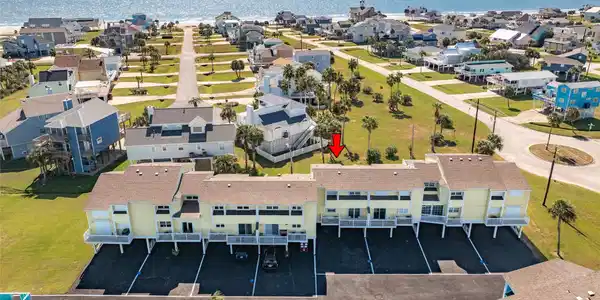 304 Jean Lafitte Cove
