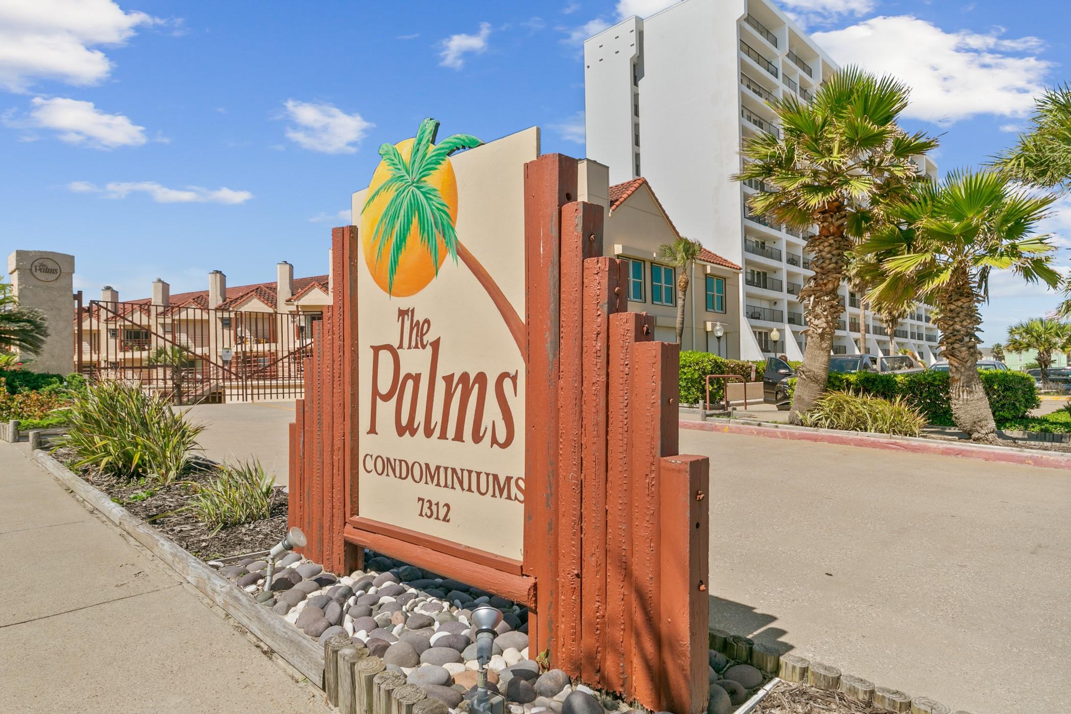 Image 3: The Palms have great amenities, pool area, outdoor