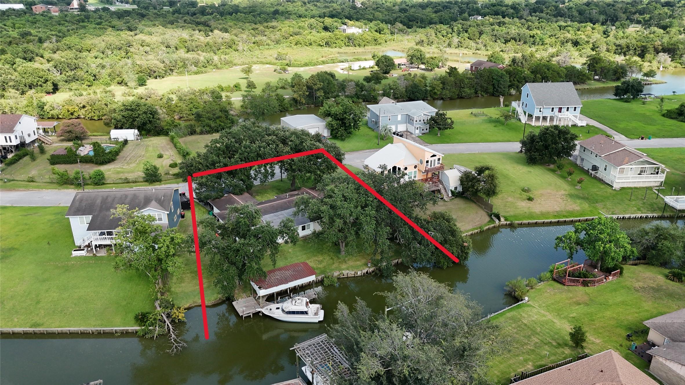 Image 1: Welcome to 211 Rue Orleans Baytown TX 77520