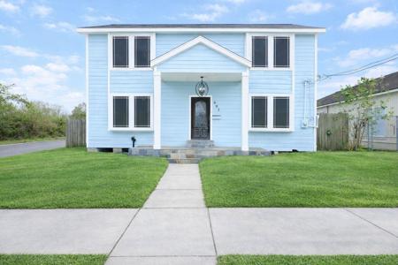 601 W Cleveland Street