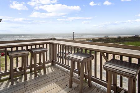 812 S Crystal Beach Road