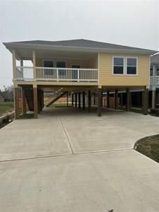 335 Bay Oaks Drive