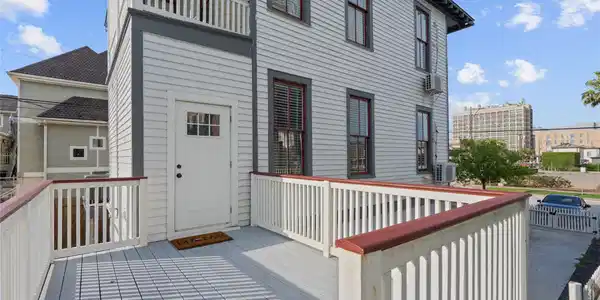 Image 3: Sitting area. back porch