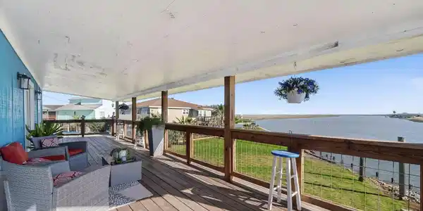 Image 2: Incredible patio views
