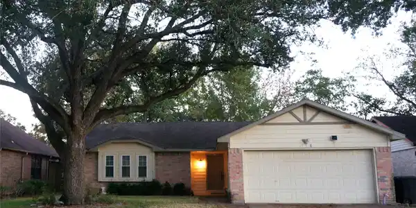 718 Silverpines Road