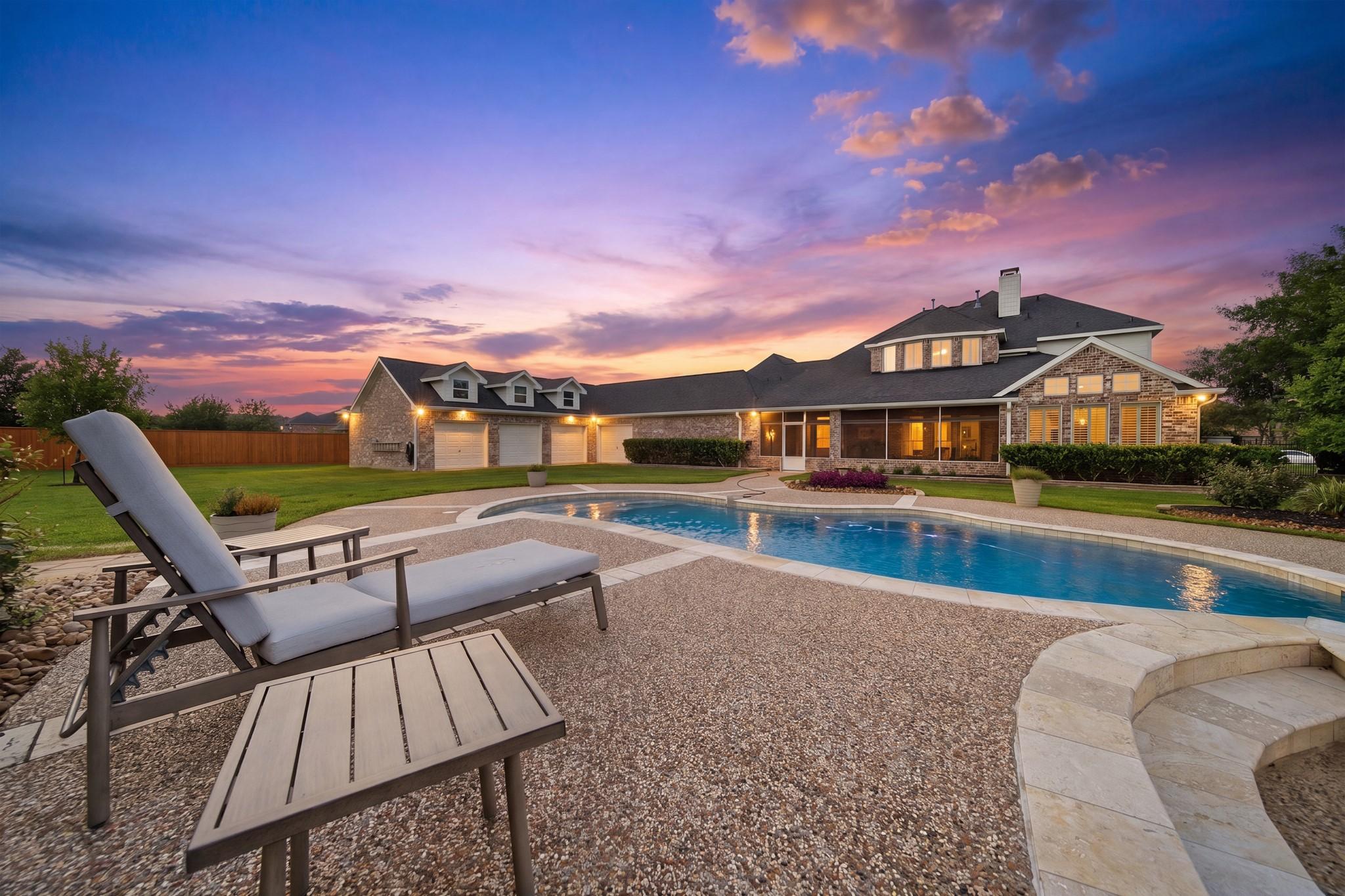 Image 4: Sitting on almost 1.2 acres this backyard can acco
