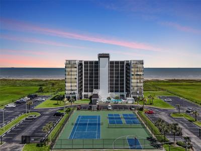 415 E Beach Drive