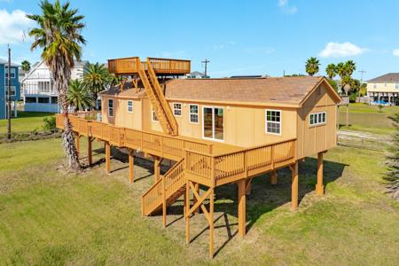 4120 Oleander Drive
