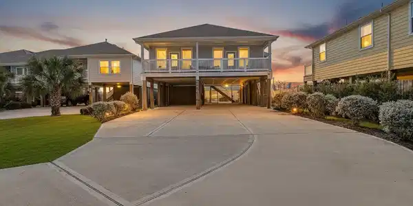 263 Bay Oaks Drive