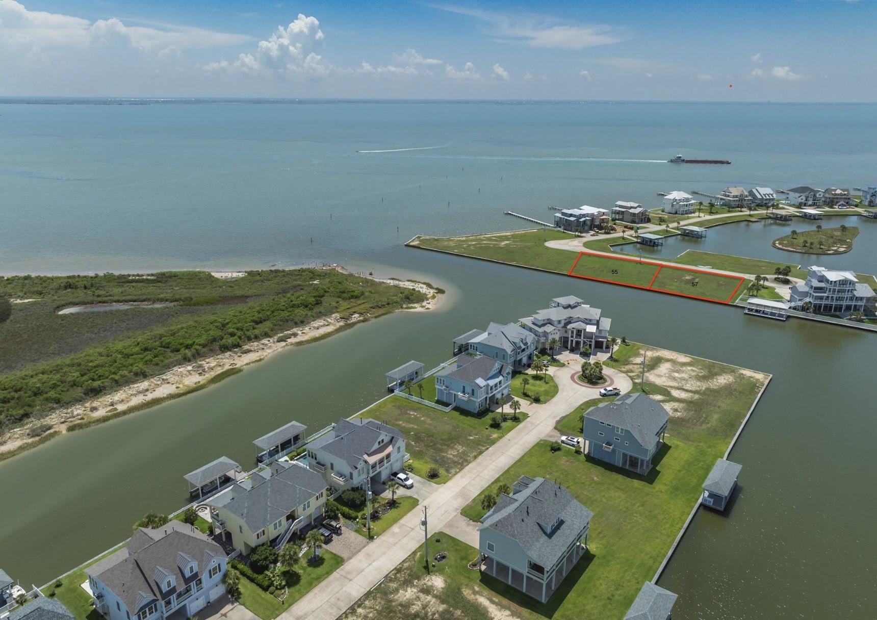 Image 2: Gorgeous views of the water with unobstructed view