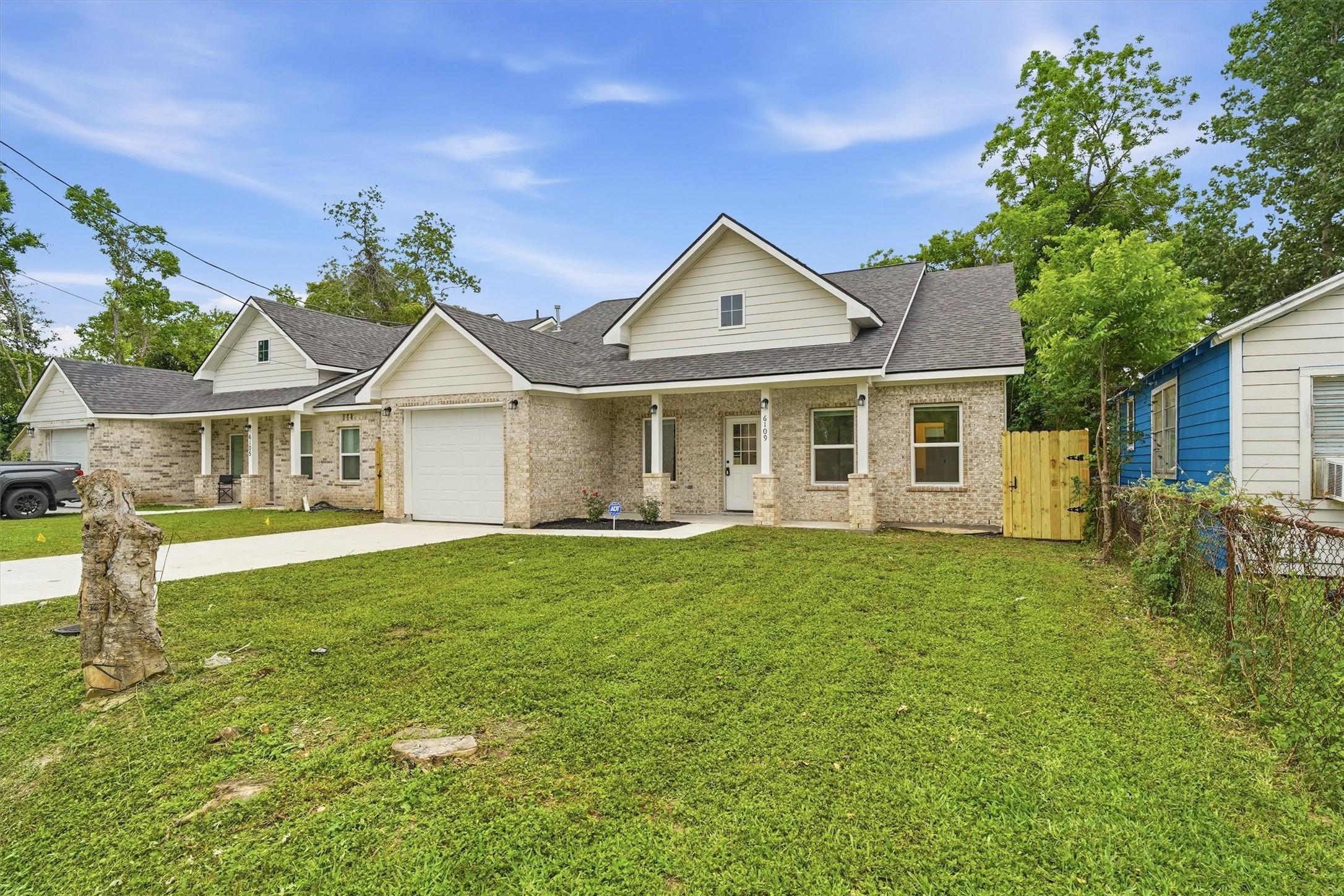 Image 2: Spacious front yard and charming curb appeal