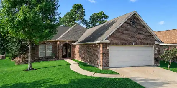 Image 3: 3535 Bayou Forest Dr