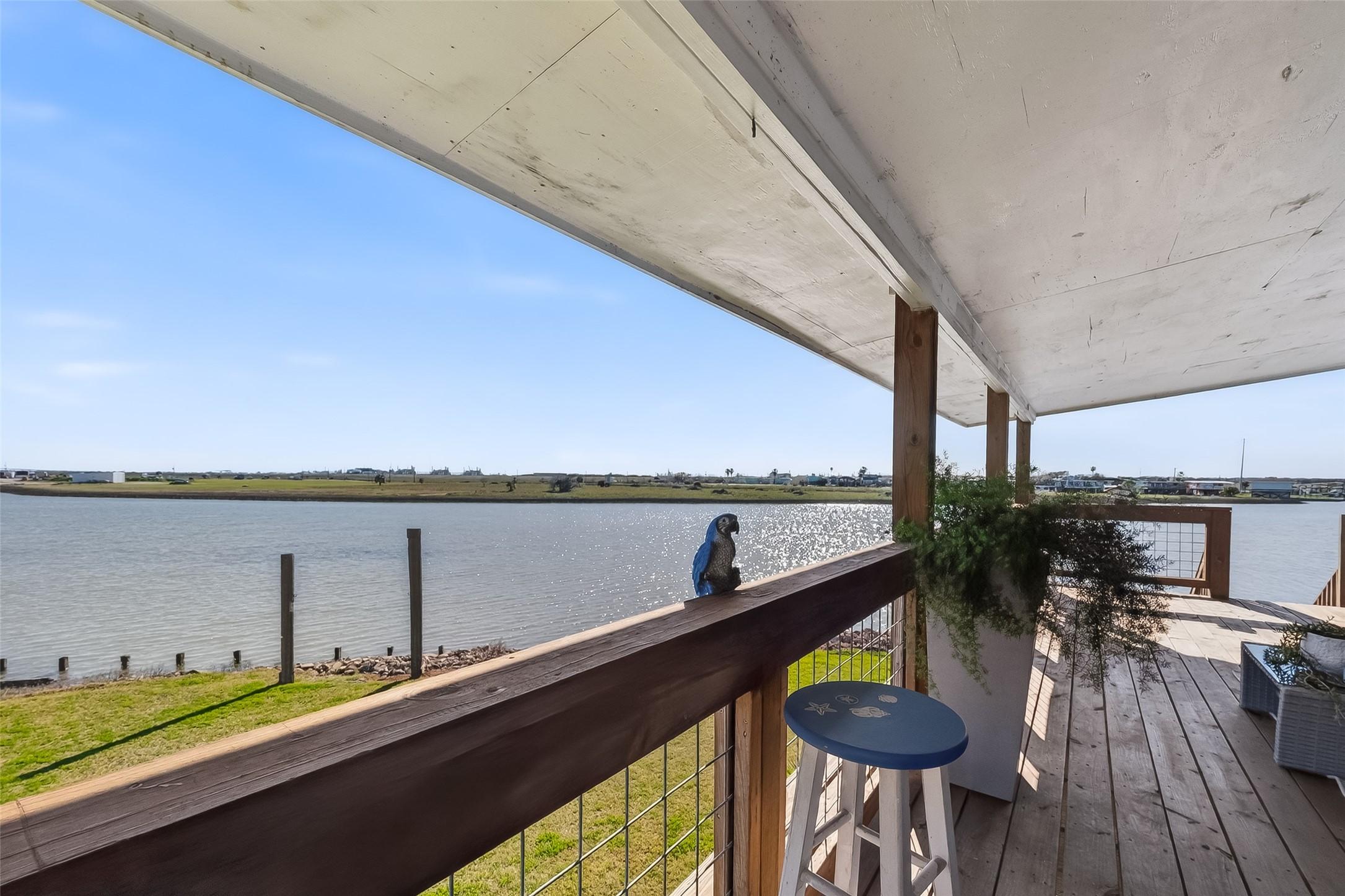 Image 2: Gorgeous Waterfront View