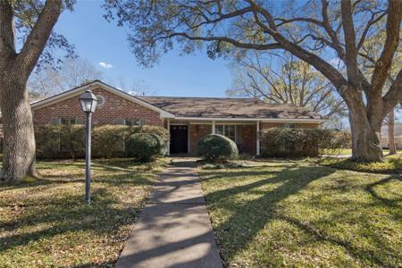 18335 Hereford Lane