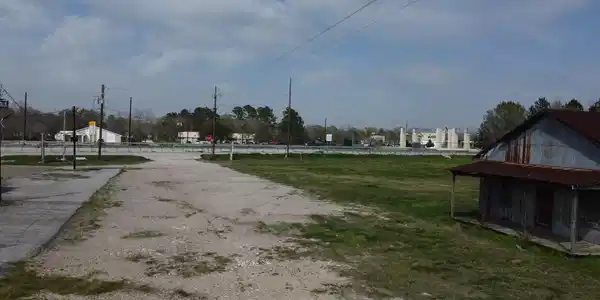 Image 3: facing Hwy 99