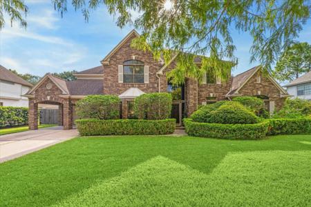 914 Tangle Briar Drive