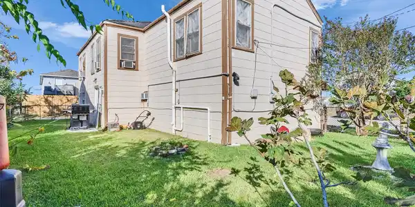 Image 3: Final look from the corner &mdash; this home has that co