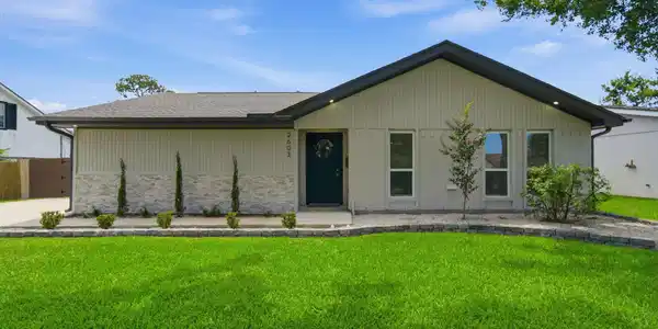 2603 Baycrest Drive