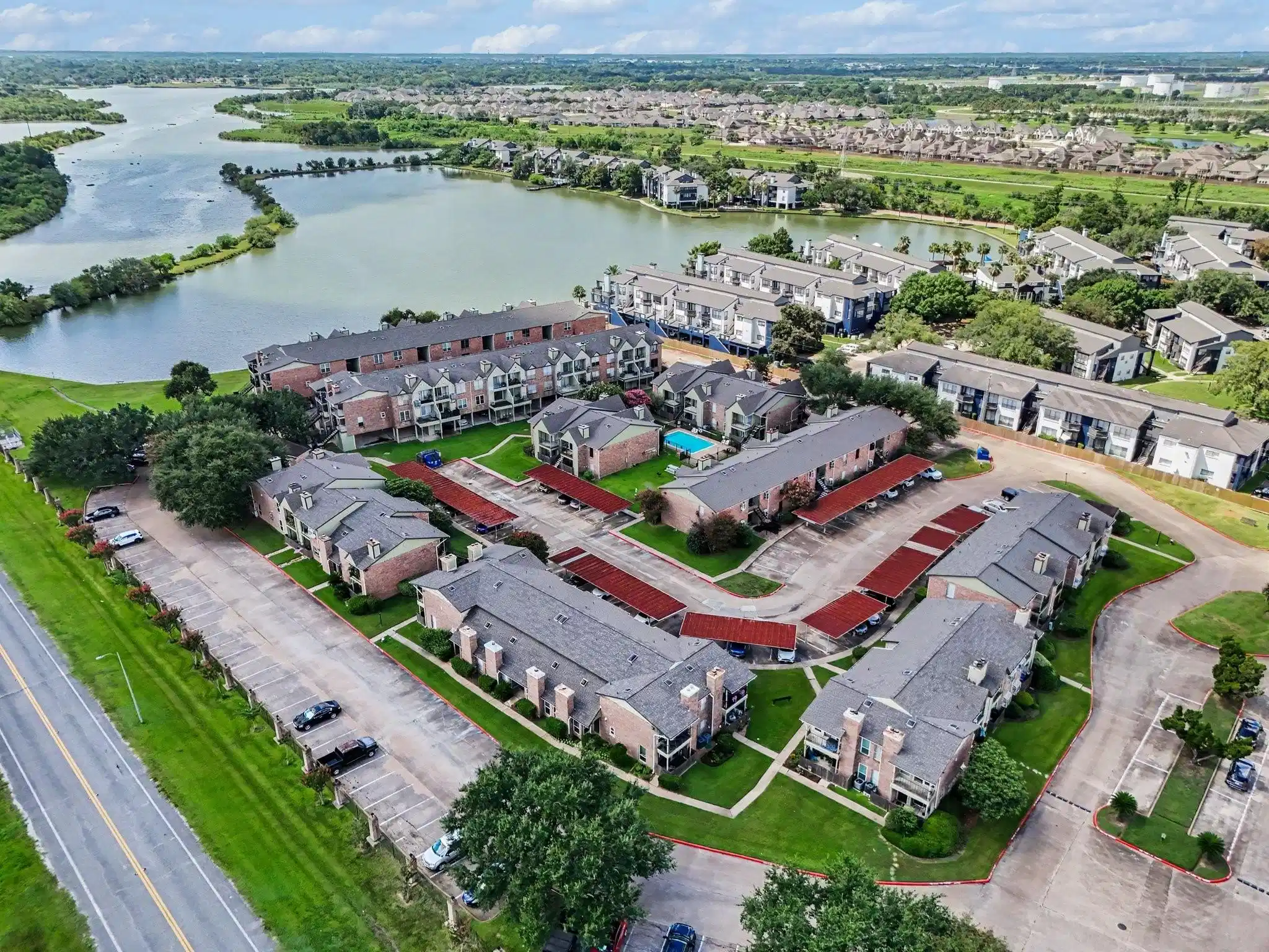 Image 1: Condo unit sets on the beautiful Tranquility Lake