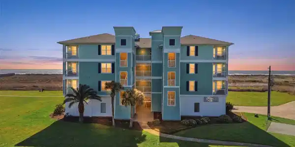 4221 Grassy Pointe Drive
