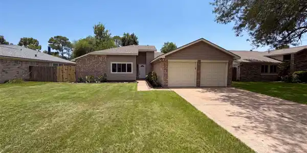 318 Floravista Drive