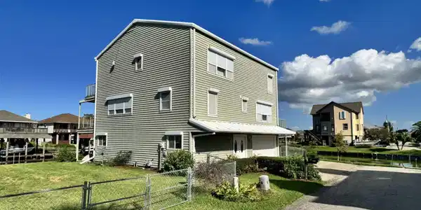 Image 2: Side and front view showing all three levels (incl
