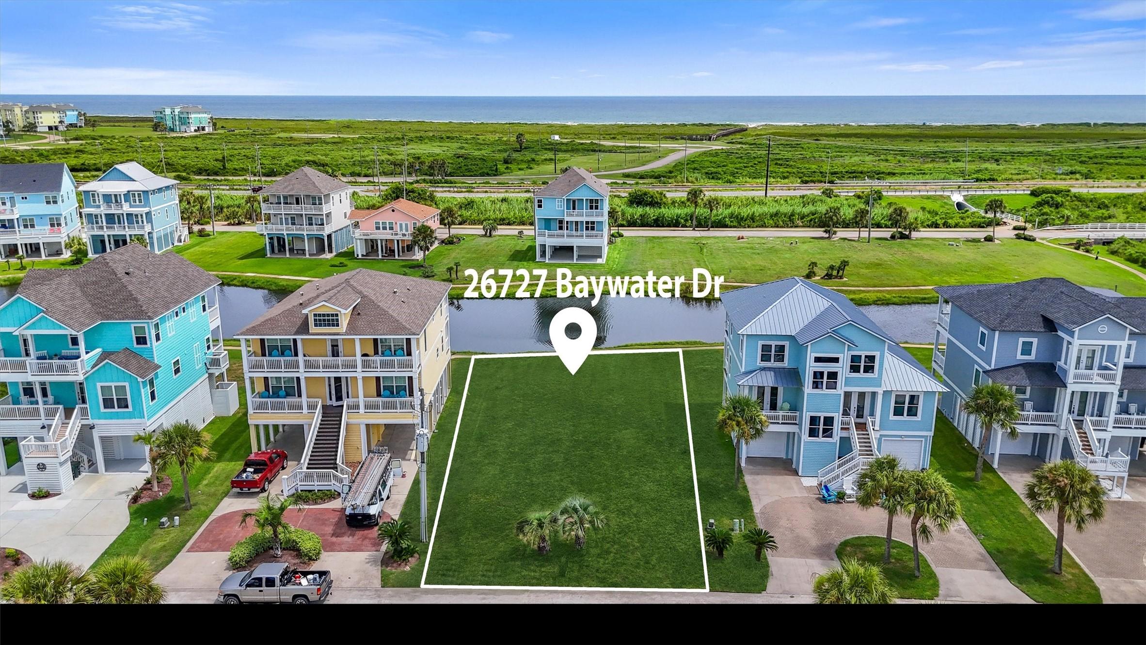 Image 2: This waterfront lot in Galveston&rsquo;s
Pointe West co