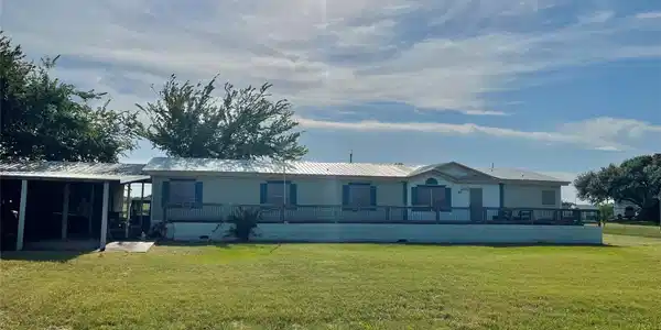 82 Swallow Drive