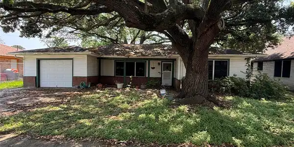 2004 Florida Street