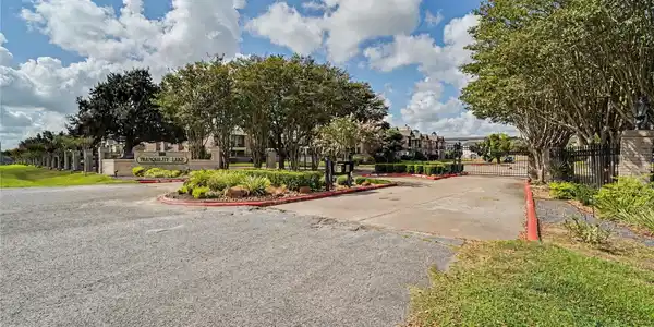 18800 Egret Bay Boulevard