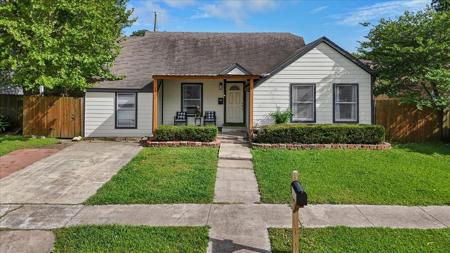 1702 Alabama Street