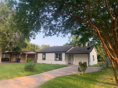 6105 Diamond Court