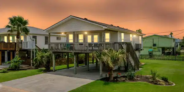 4030 Fort Bend Drive