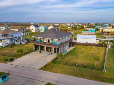938 Eastview