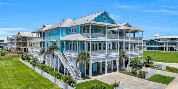 11386 Beachside Drive
